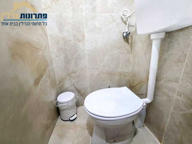 שירותים – דירת 3 חדרים ברחוב אלנבי, קריית אליעזר, חיפה
