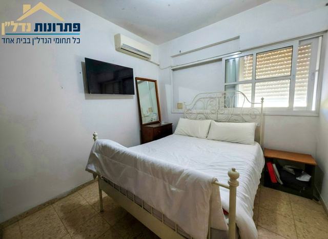 חדר שינה נוסף – בית דו־משפחתי ברחוב גיורא, טירת כרמל