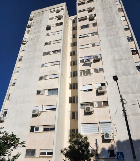 4 חדרים, כ-80 מ